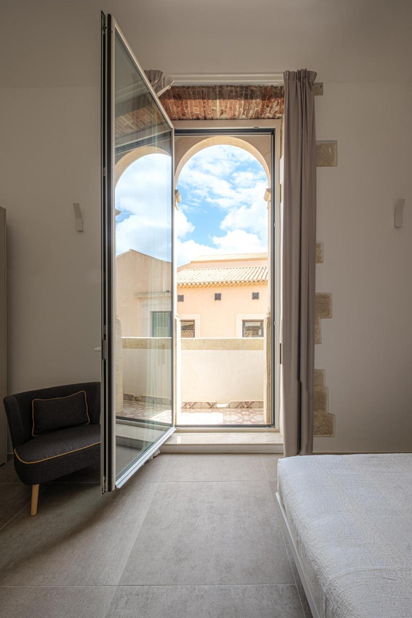 Residenza Nereo Apartment Syracuse Ngoại thất bức ảnh