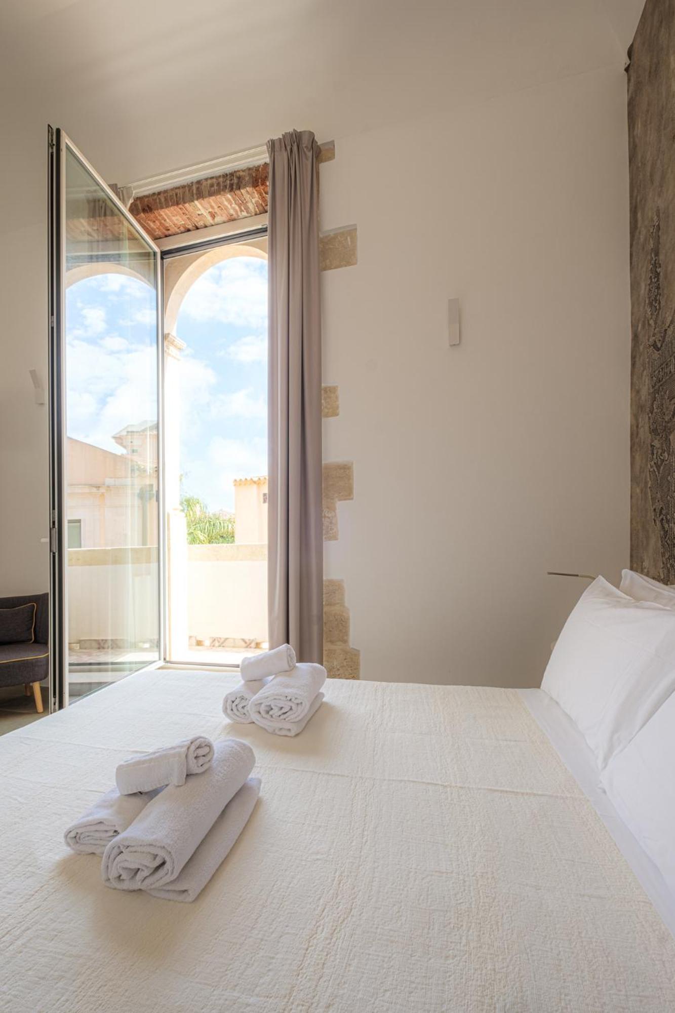 Residenza Nereo Apartment Syracuse Ngoại thất bức ảnh